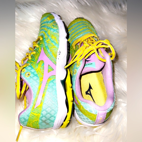 Mizuno Wave Sayonara Womens shoes. Size 6 - Picture 1 of 4